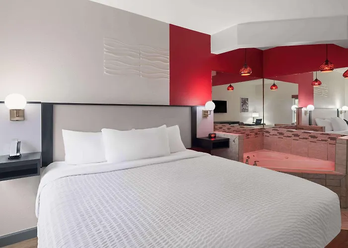 Ramada By Wyndham Locust Grove